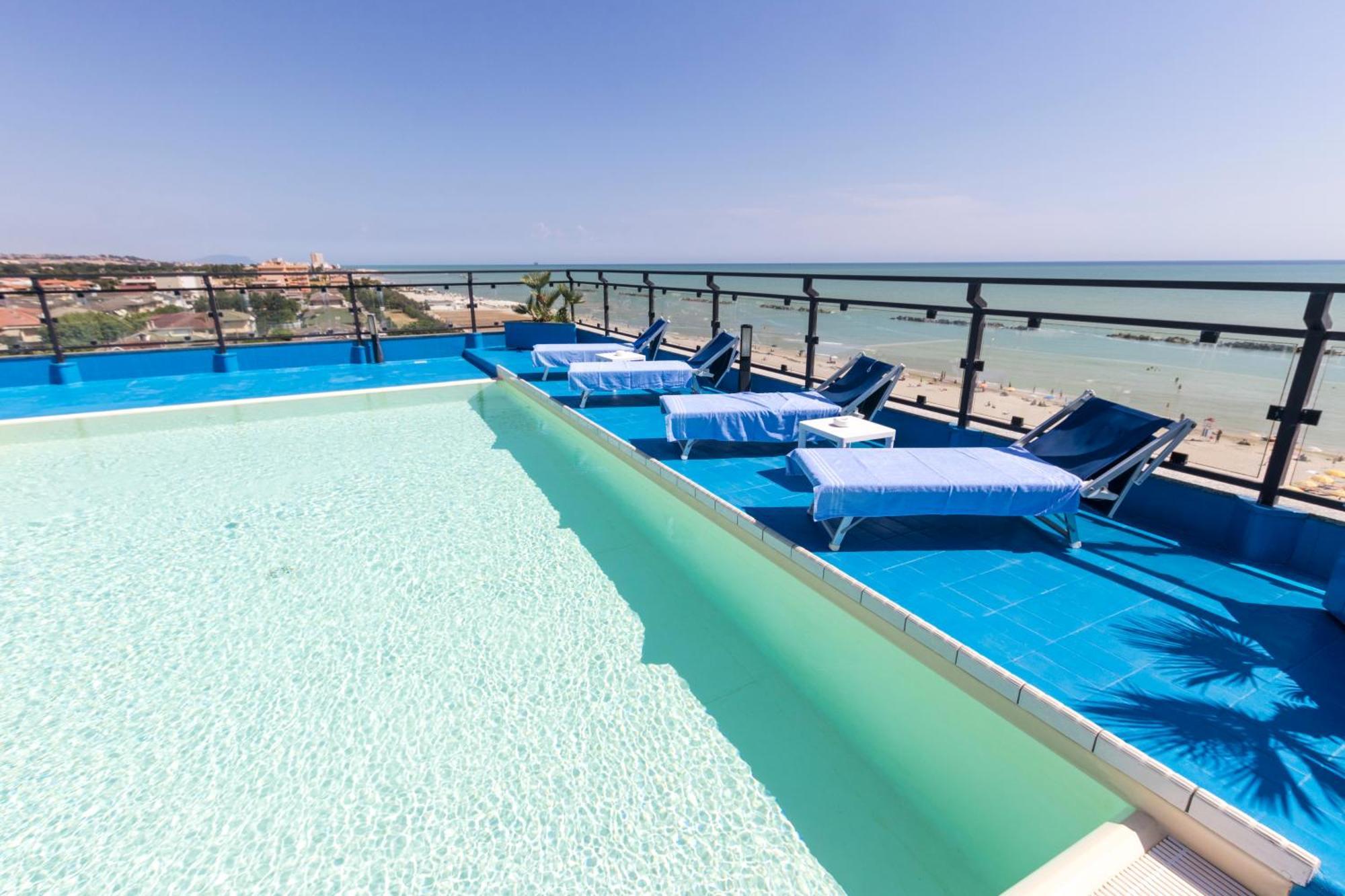 Hotel Royal Fermo Exterior photo