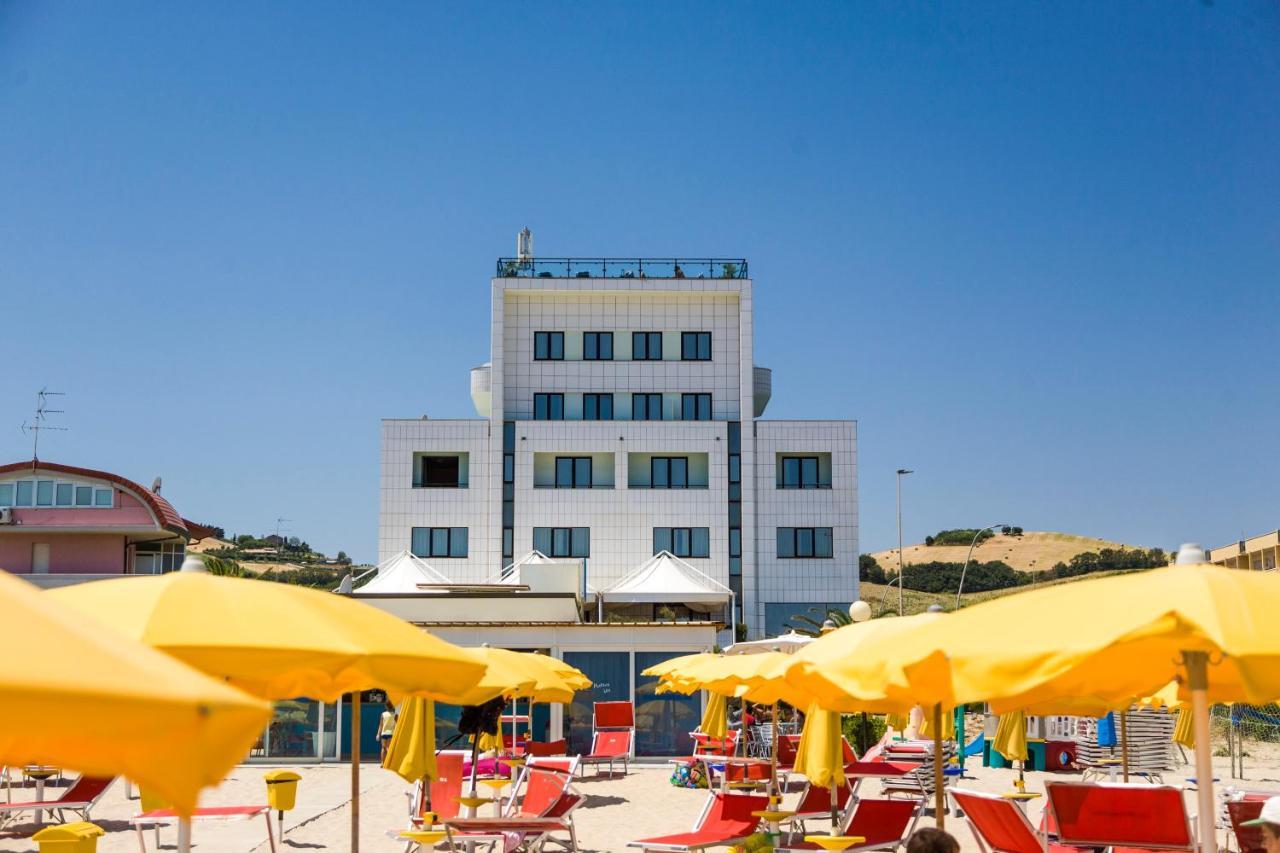 Hotel Royal Fermo Exterior photo